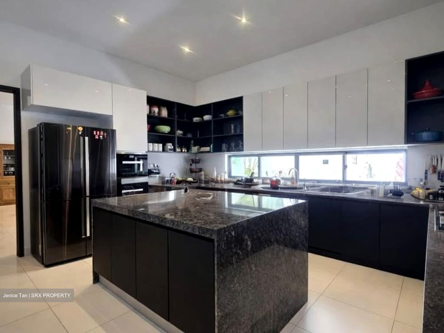 Frankel Estate (D15), Semi-Detached #569205441